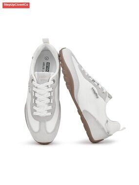 Women's Retro Fashion Sneakers Thin Sole Non-Slip Two Pairs Shoelaces